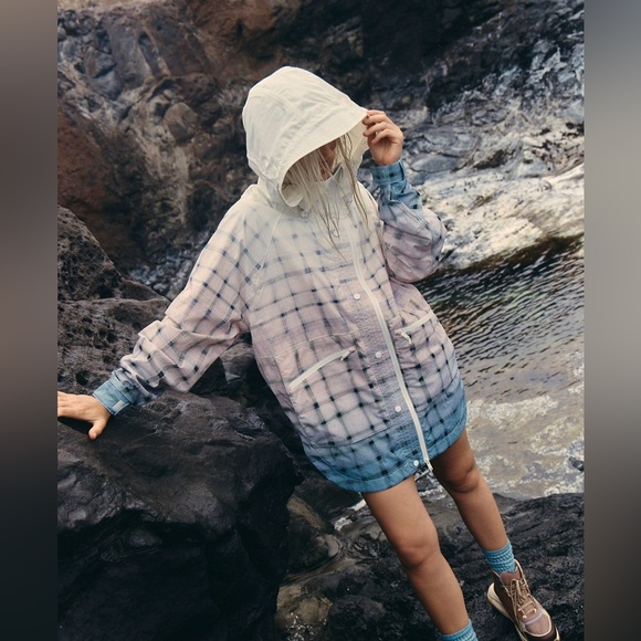 FREE PEOPLE Singin' In The Rain Printed Packable Jacket coat  NWT - Picture 1 of 6